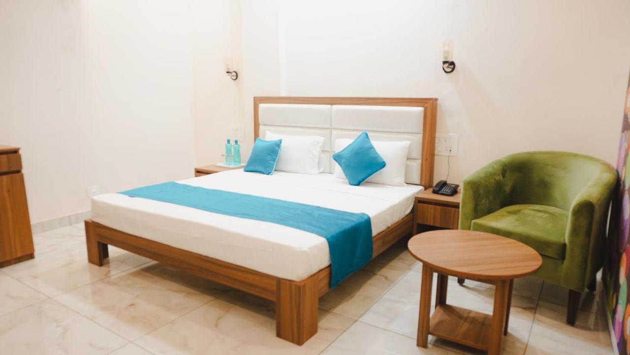 Hotel Northwind, Kharar, Mohali ภายนอก รูปภาพ