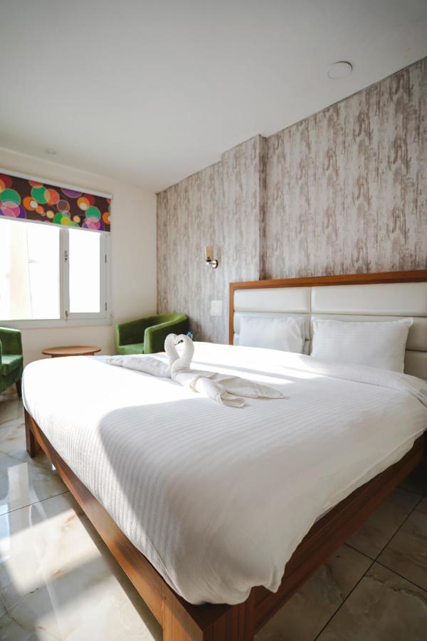 Hotel Northwind, Kharar, Mohali ภายนอก รูปภาพ
