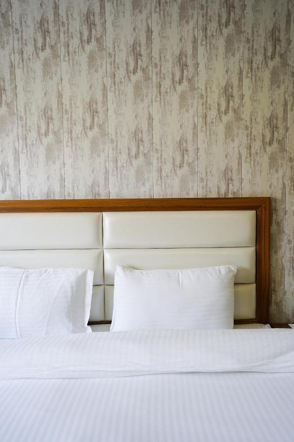 Hotel Northwind, Kharar, Mohali ภายนอก รูปภาพ